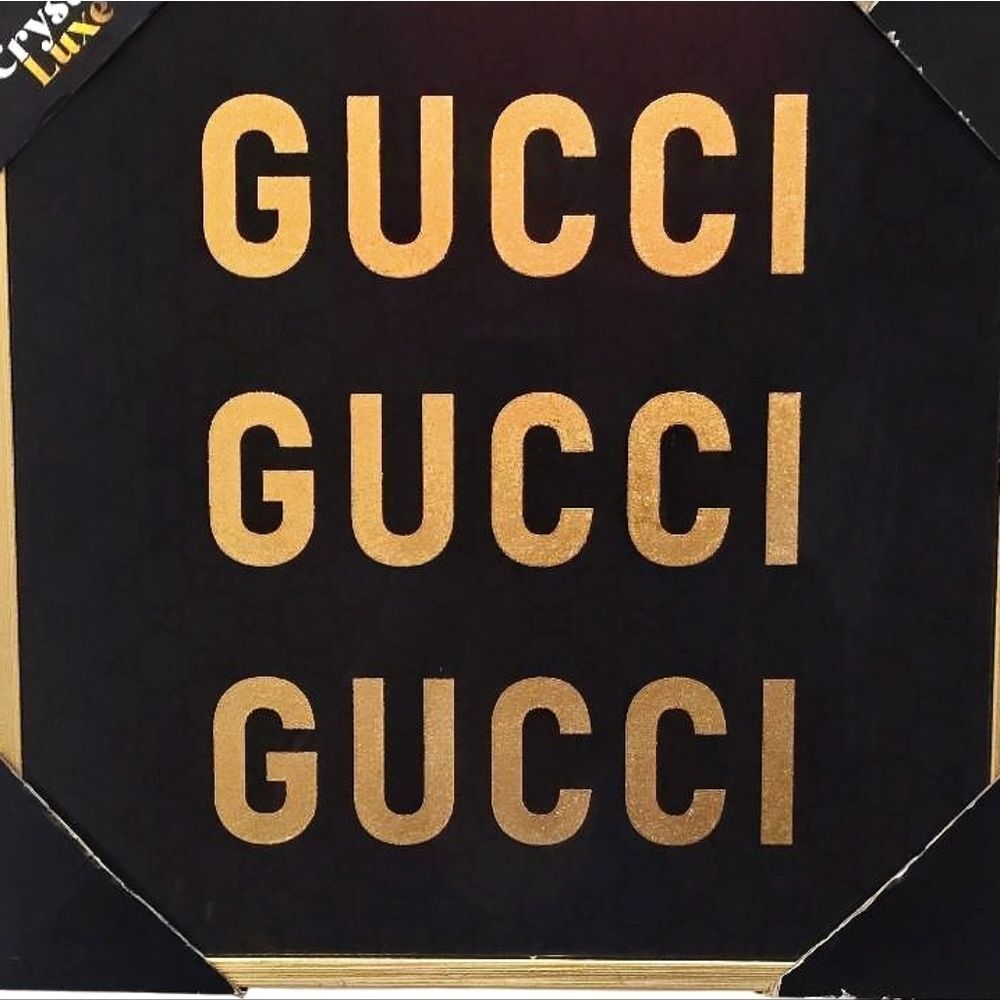Crystal Luxe Gucci, Gucci,‎ Gucci Monongram Background Framed Wall Decor